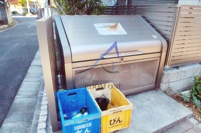 その他共有部分　敷地内ゴミ置き場です。