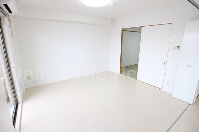 その他部屋・スペース　明るく開放感のある居室で、自分だけのくつろぎ空間を。