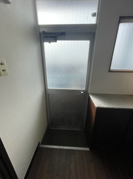 玄関　以下別号室参考写真