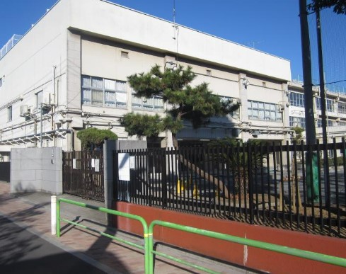 中学校　板橋区立桜川中学校（中学校）まで723m