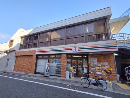 コンビニ　セブンイレブン　ハートインＪＲ杉本町駅西口店（コンビニ）まで219m