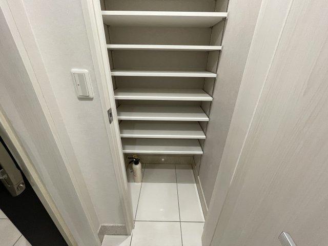 収納　大容量のシューズクローゼット