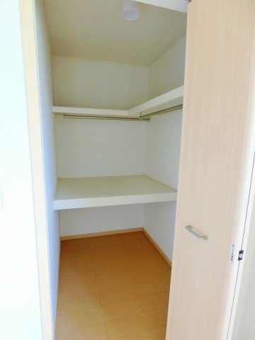 収納　イメージ203号室の写真（反転あり）
