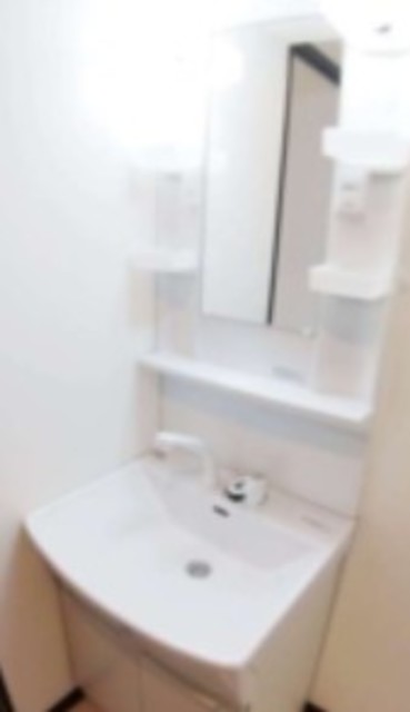 洗面設備　同仕様