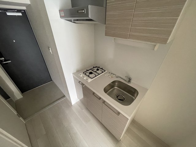 キッチン　同物件別部屋写真