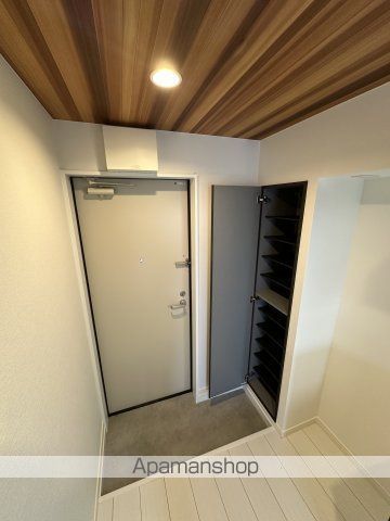 小田急江ノ島線 鵠沼海岸駅 徒歩9分 3階建 築2年の玄関写真