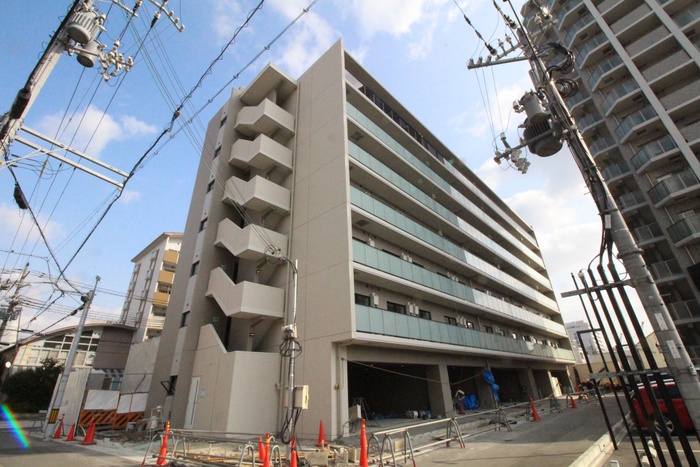 建物外観　建築中