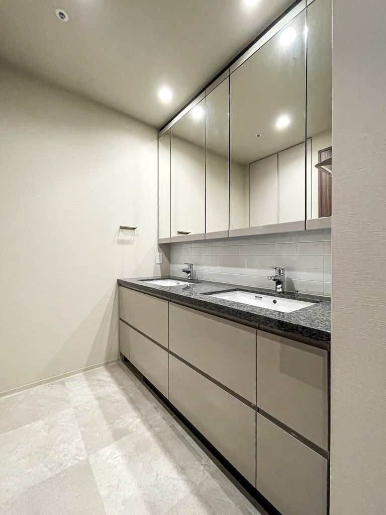 洗面設備　同タイプ別部屋の写真です。
