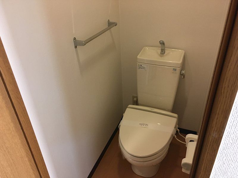 トイレ　参考写真