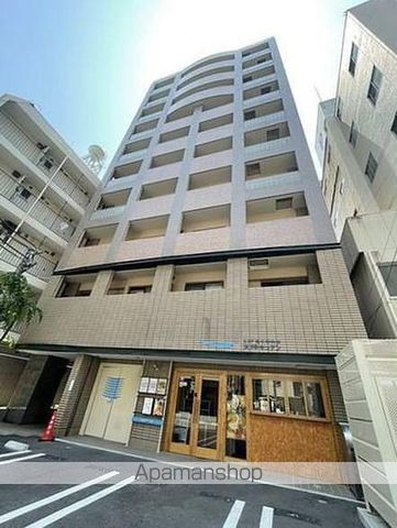 地下鉄空港線 赤坂駅 徒歩5分 11階建 築31年の外観写真
