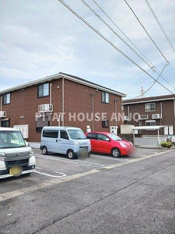 駐車場　駐車場があります