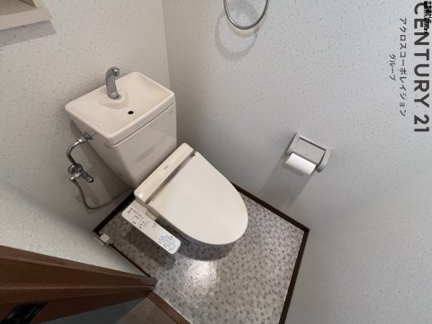 トイレ　ウォシュレット付きのトイレです♪