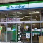 コンビニ　ファミリーマート外神田三丁目東店（コンビニ）まで222m