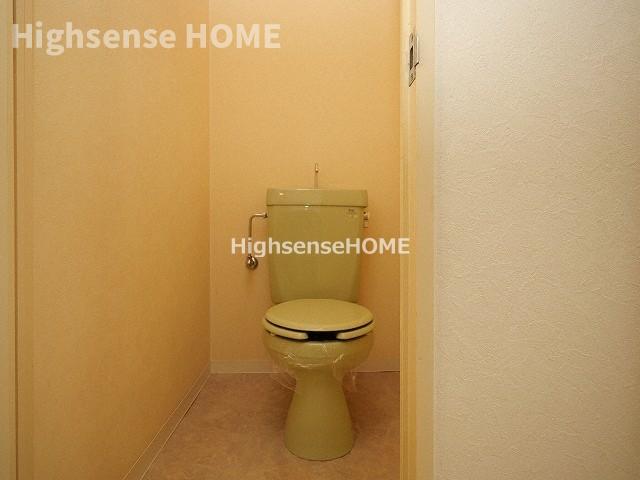トイレ　落ち着いたトイレです
