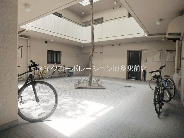 ロビー