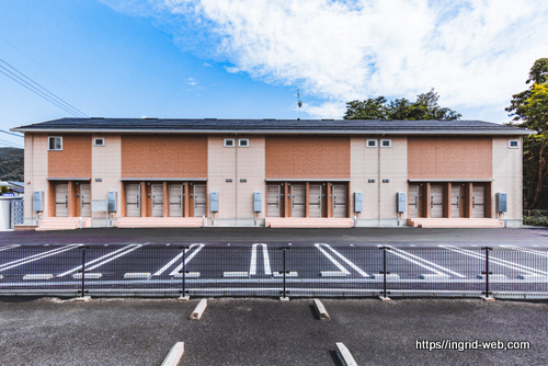 【長野市松代町松代のアパートの建物外観】