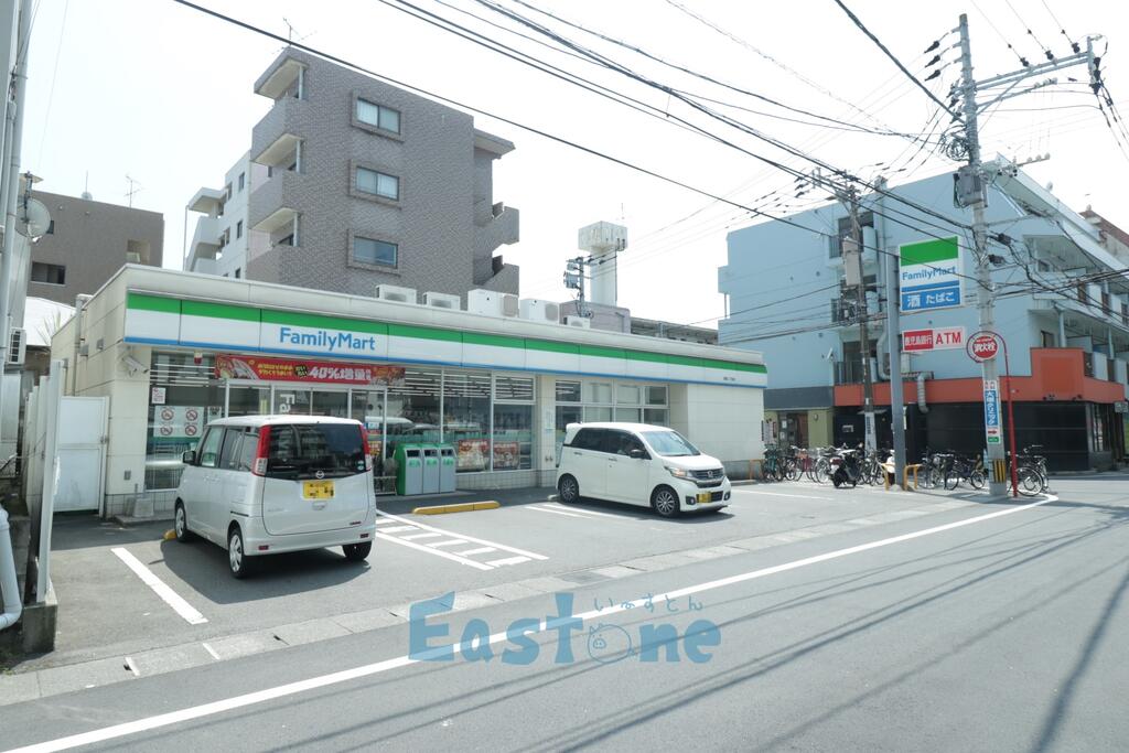 コンビニ　ファミリーマート荒田2丁目店（コンビニ）まで120m