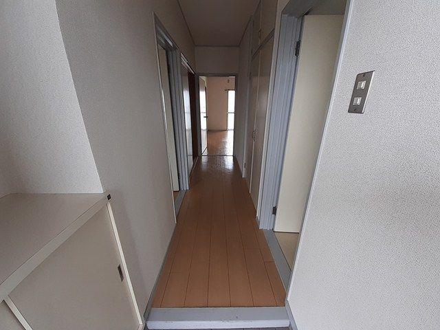 マリッチ今宿の玄関写真