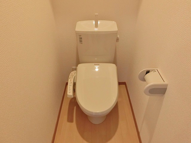 【甲賀市水口町京町のアパートのトイレ】