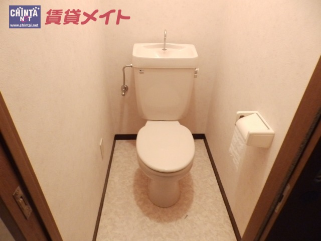 【伊勢市馬瀬町のマンションのトイレ】