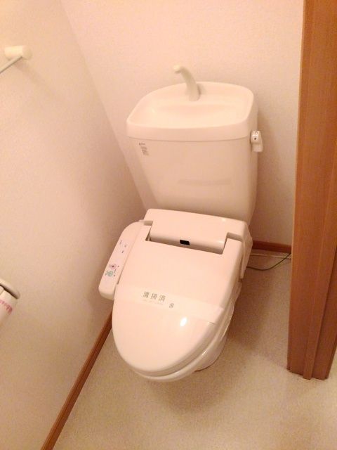 【カントリーブライト　Ｂのトイレ】