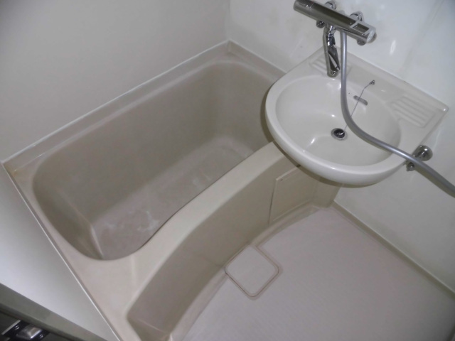 バス・シャワールーム　同物件別室です。