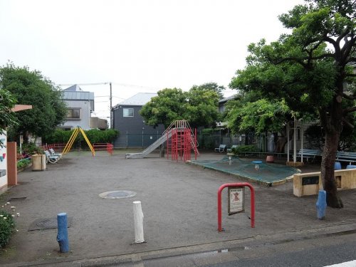 【西宮市本町のマンションの公園】