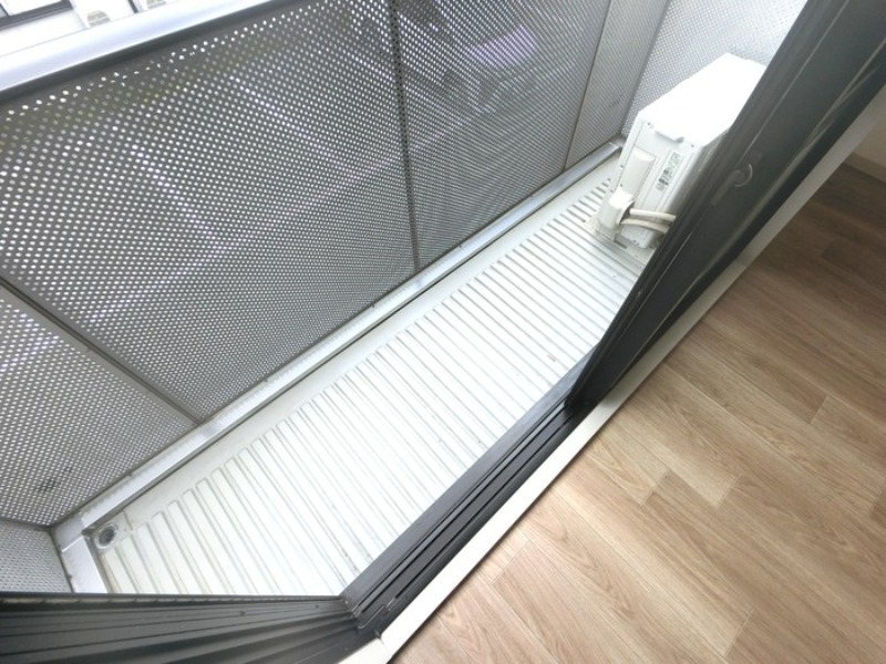 バルコニー　図面と現状に相違がある場合には現状を優先