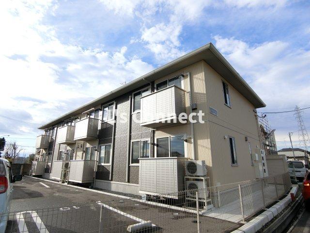 建物外観　２０１６年築のアパートです。