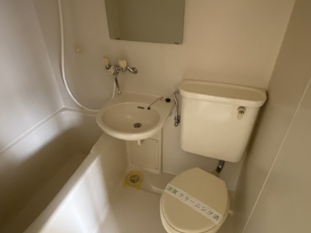 バス・シャワールーム　反転別部屋参考写真