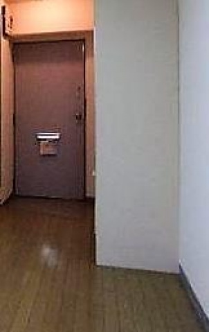 玄関　保証人不要