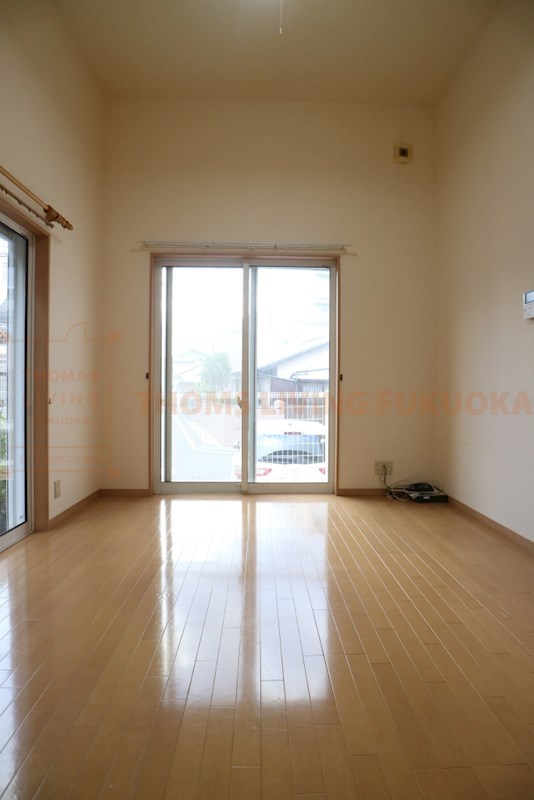 居室・リビング　リビング※別号室参考写真