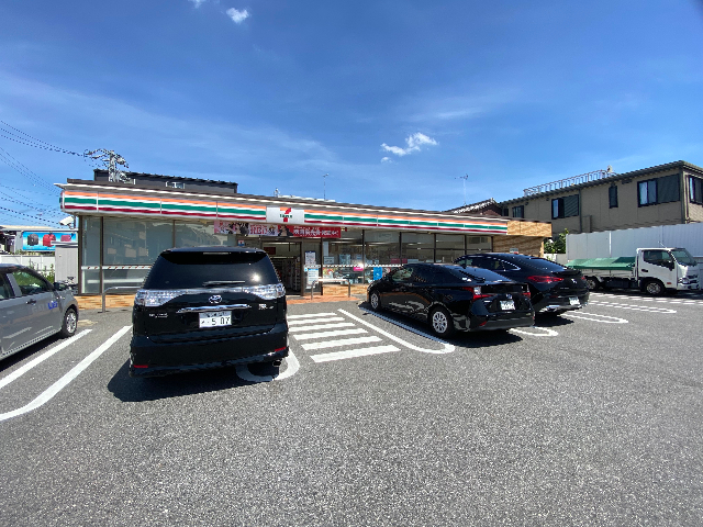 コンビニ　セブンイレブン名古屋御器所南店（コンビニ）まで175m