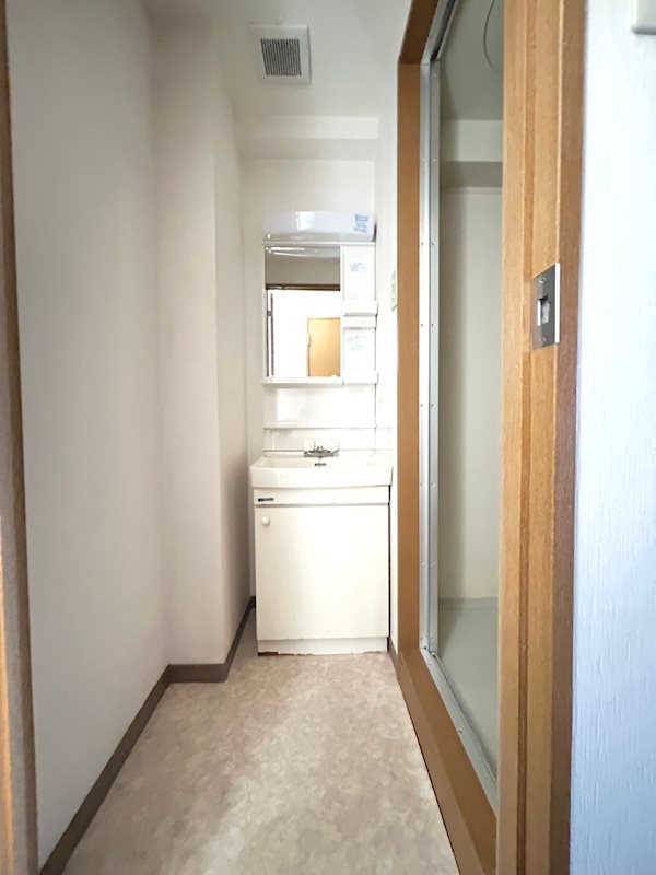 洗面設備　※406の写真です。