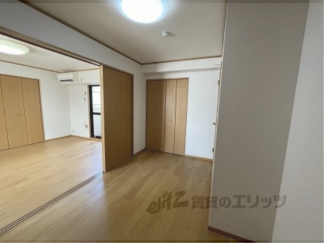 居室・リビング　洋室