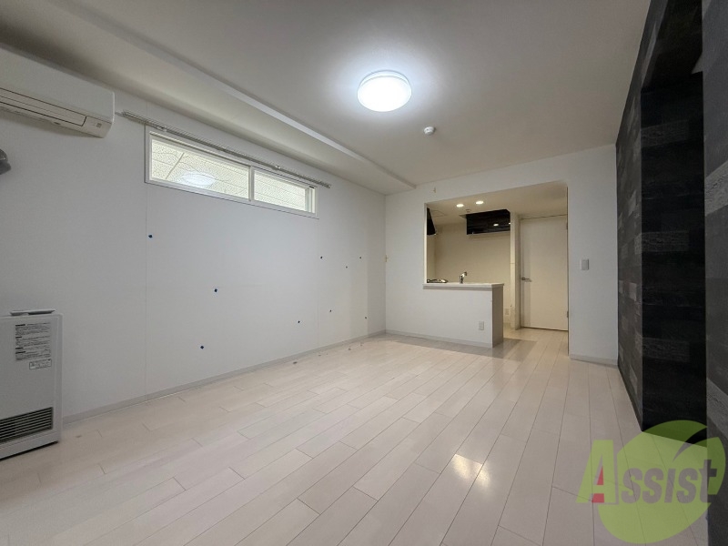 居室・リビング　広くてきれいなリビングです！快適に過ごせそうですね。