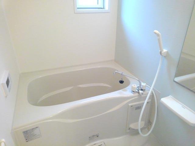 バス・シャワールーム　お風呂で日々の疲れを落としましょう