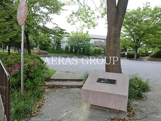 公園　鶴ヶ峰本町第二公園（公園）まで472m