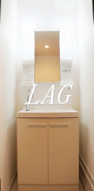 洗面設備　洗面台です。