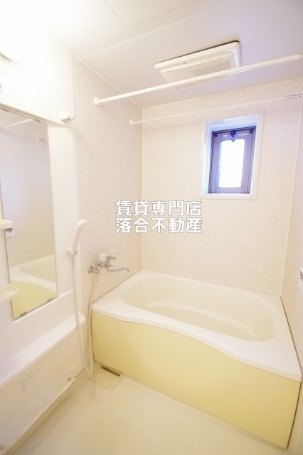 バス・シャワールーム　ゆったり過ごせるお風呂