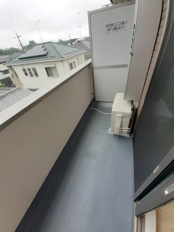 バルコニー　陽当たり良好なバルコニーです