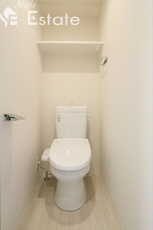 トイレ　同仕様内装