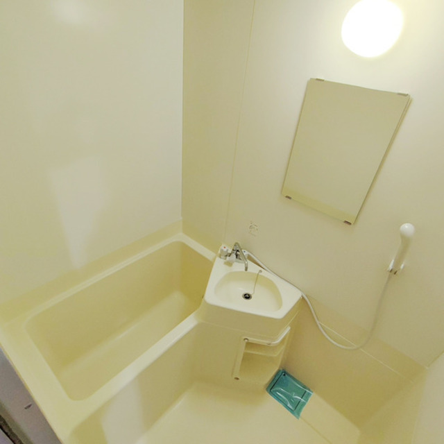 バス・シャワールーム　別部屋参考写真です