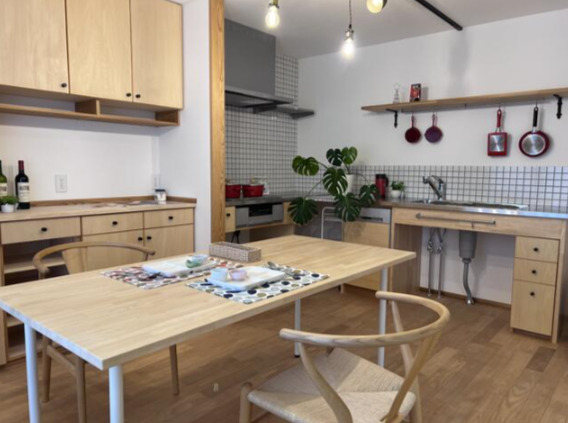 居室・リビング　家具類は付いていません。