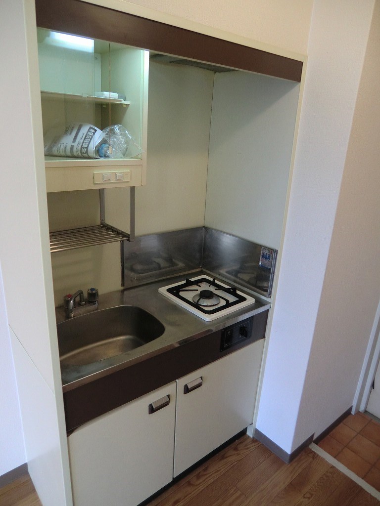 キッチン　一口ガスコンロ付きです！