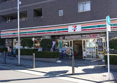 コンビニ　セブンイレブン 下板橋駅前店（コンビニ）まで214m
