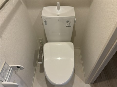 トイレ　トイレ