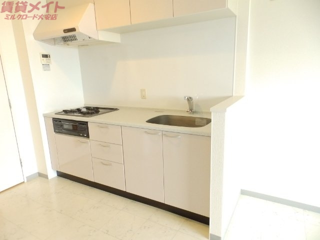 キッチン　同型参考写真