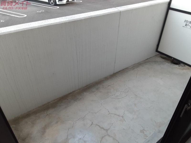 バルコニー　同型参考写真