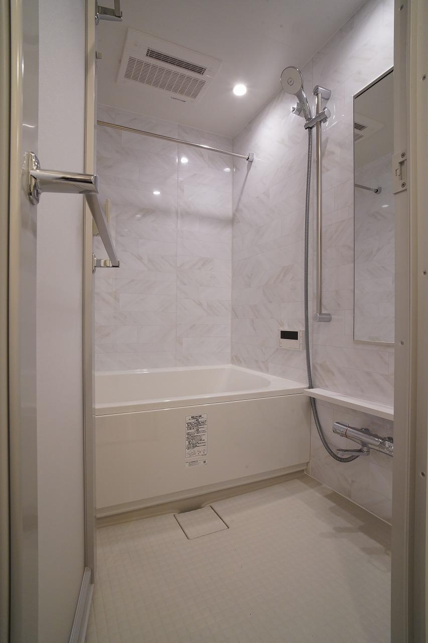 バス・シャワールーム　バス※別部屋参考写真